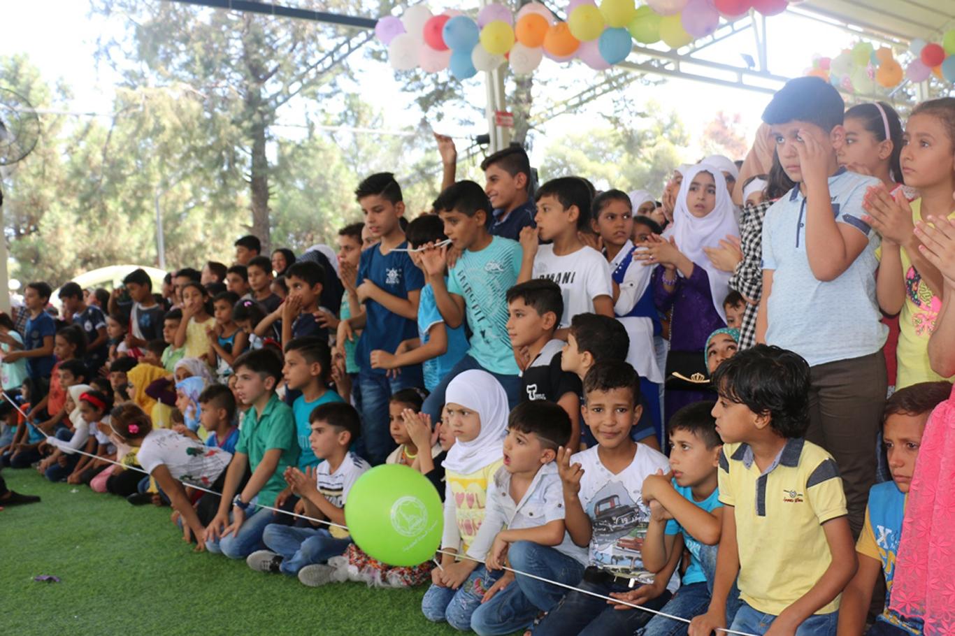 Suriyeli yetim çocuklar eğlendirildi